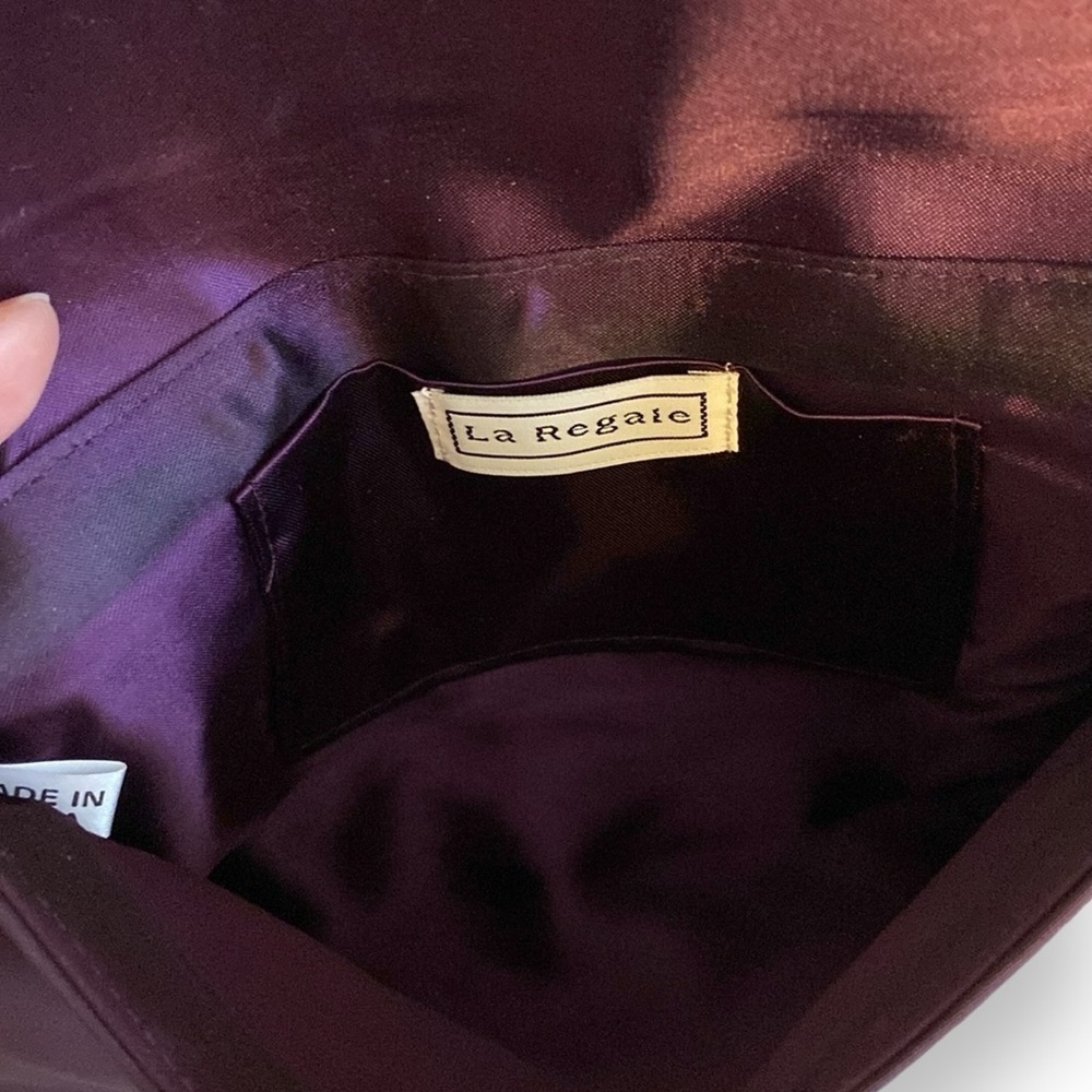 La Regale Evening Bag Clutch Crossbody Envelope Pleated Plum - Picture 5 of 6